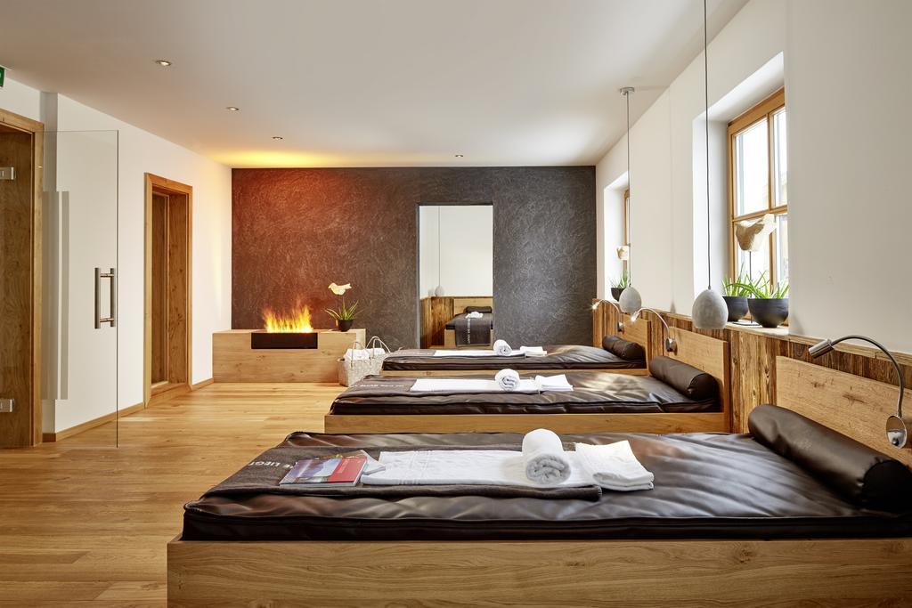 der grüne Baum Mountain Boutique Hotel Ehrwald Exterior foto